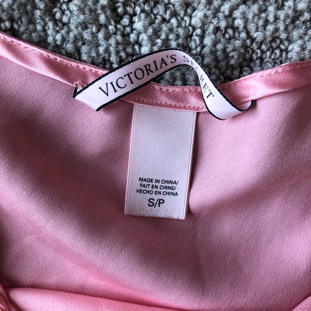 The sweetest chemise by Victoria’s Secret 💕 - Picture 3 of 4